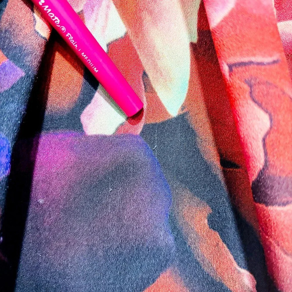 MELANIE LYNE Black & Pink Floral Tank Top | Medium * - Picture 7 of 9